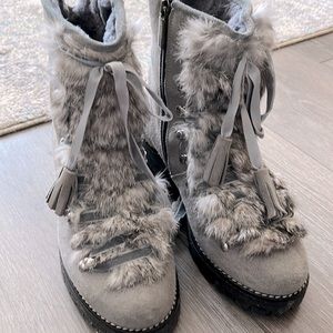 Gorgeous Suede winter boots